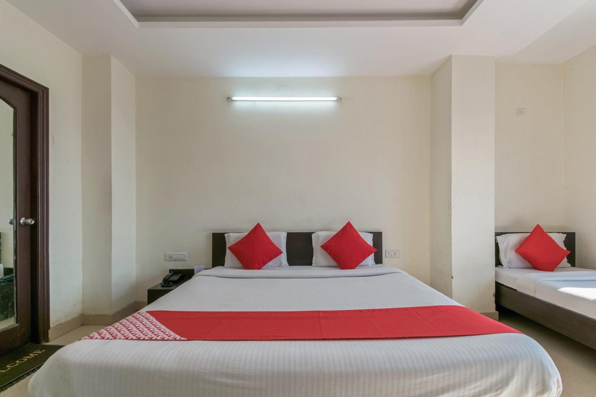 Oyo Hotel Triund Regency Katra  Extérieur photo