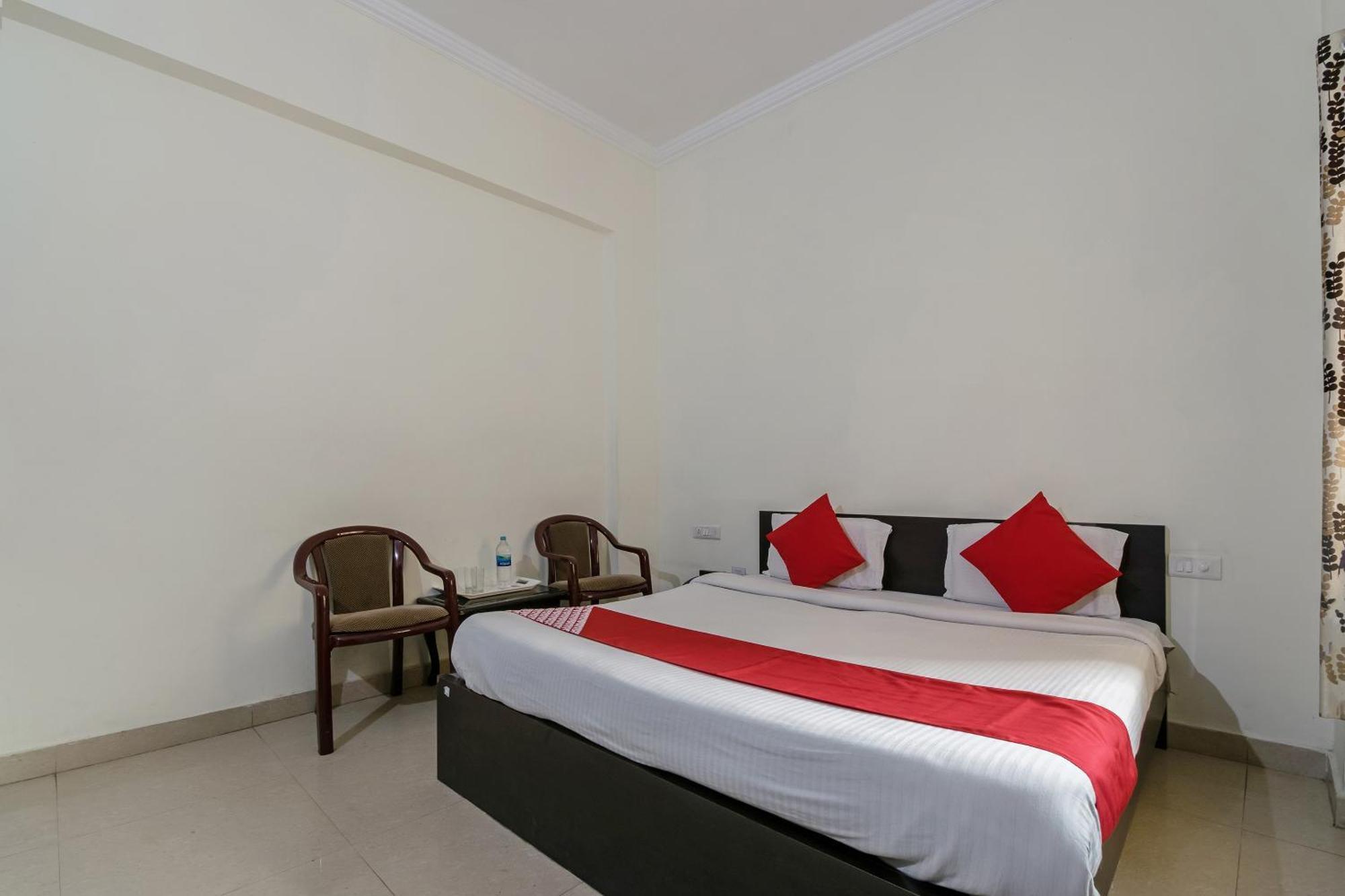 Oyo Hotel Triund Regency Katra  Extérieur photo
