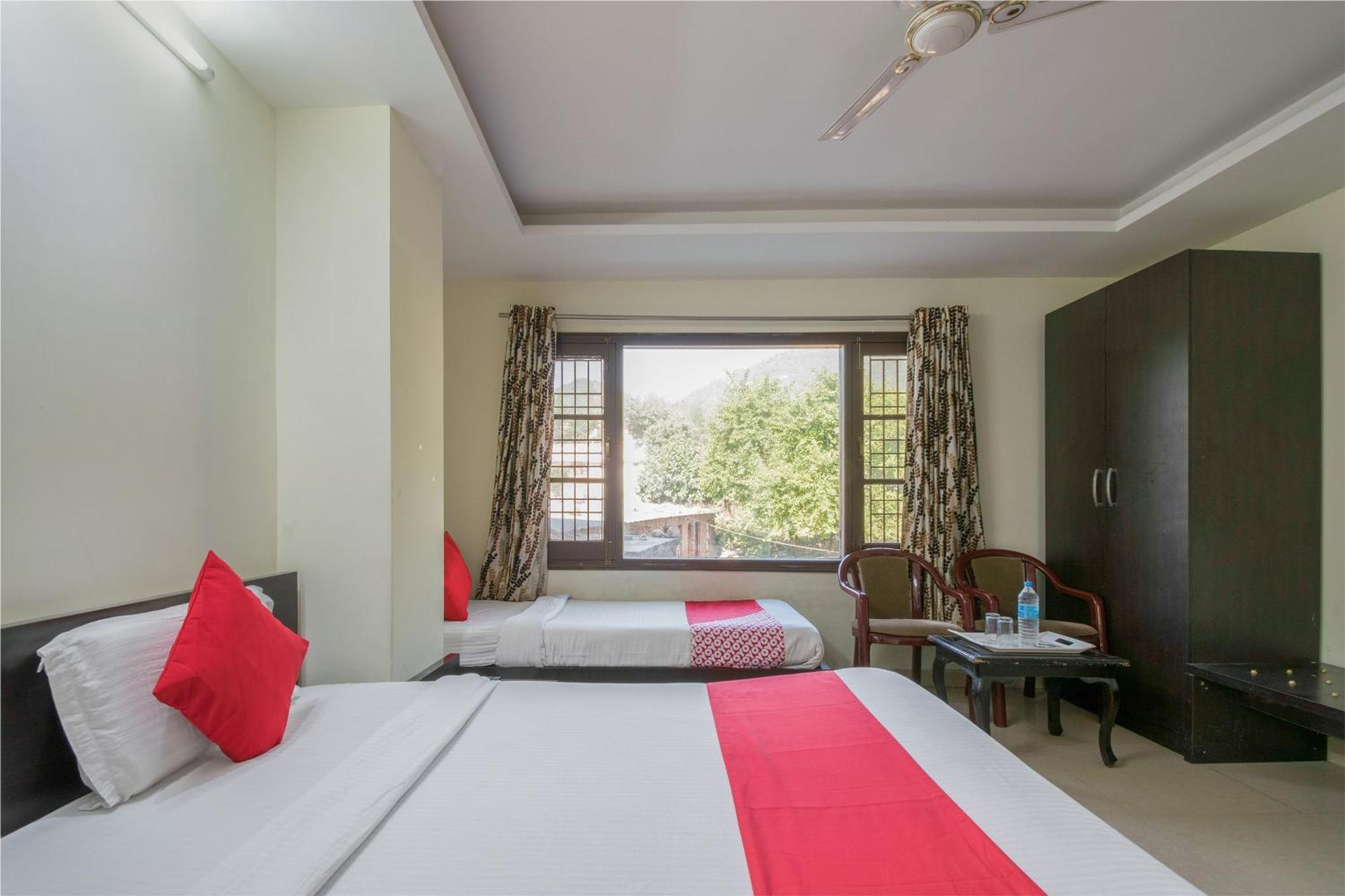 Oyo Hotel Triund Regency Katra  Extérieur photo