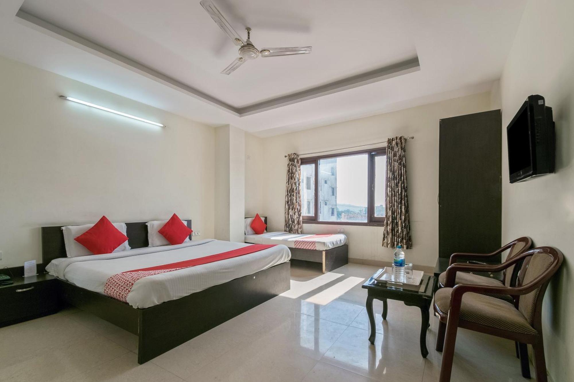 Oyo Hotel Triund Regency Katra  Extérieur photo